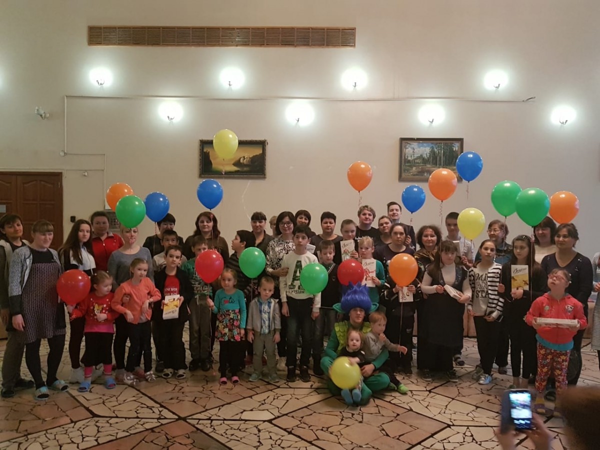Подарили детям радость встречи со сказочным героем - Новости организации