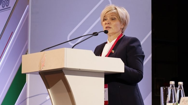 Елена Кузьмичева вновь возглавила Федерацию профсоюзов Татарстана - Новости организации
